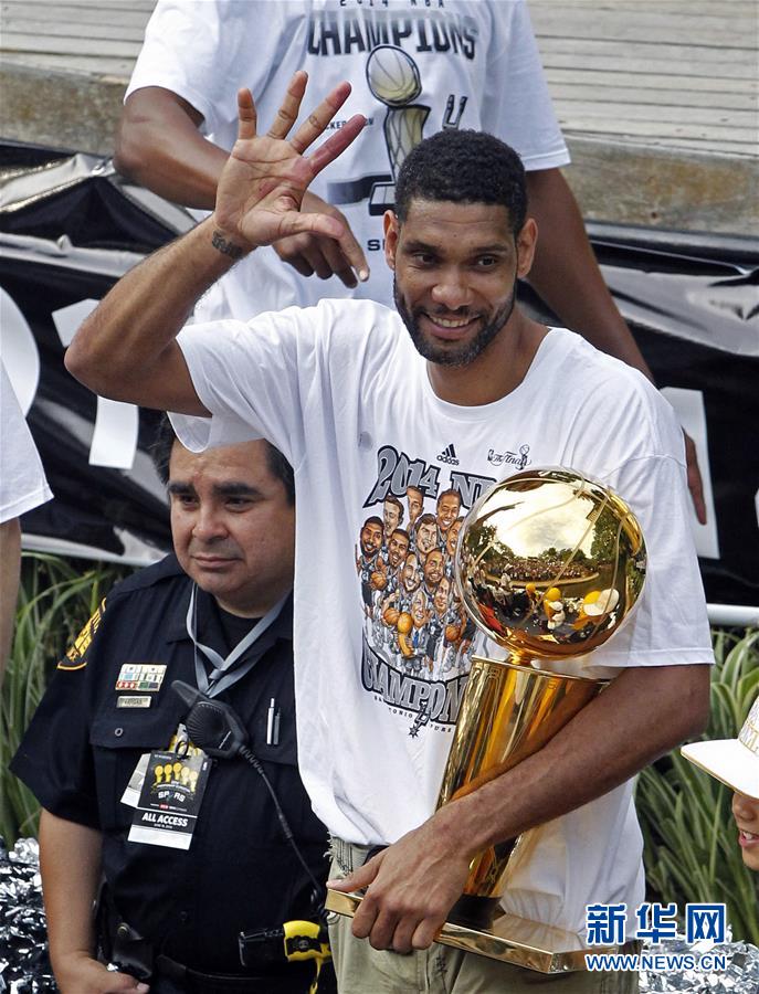 并着眼于下 并着眼于下