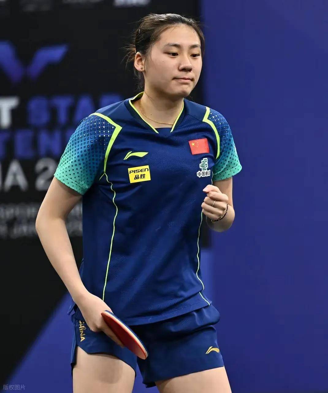 球员协同作 球员协同作