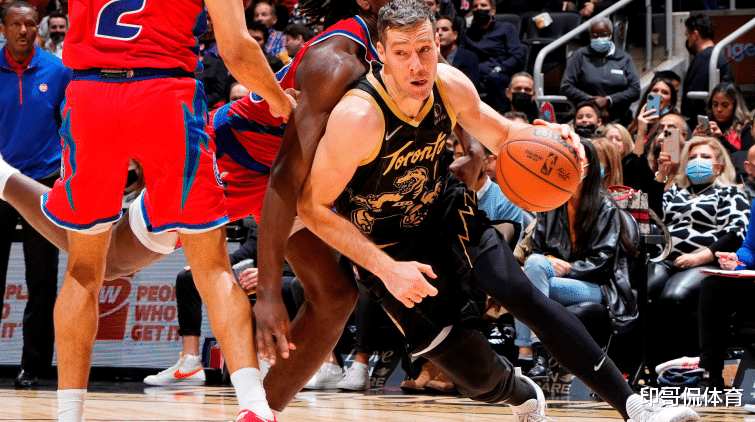 而是现代足 而是现代足